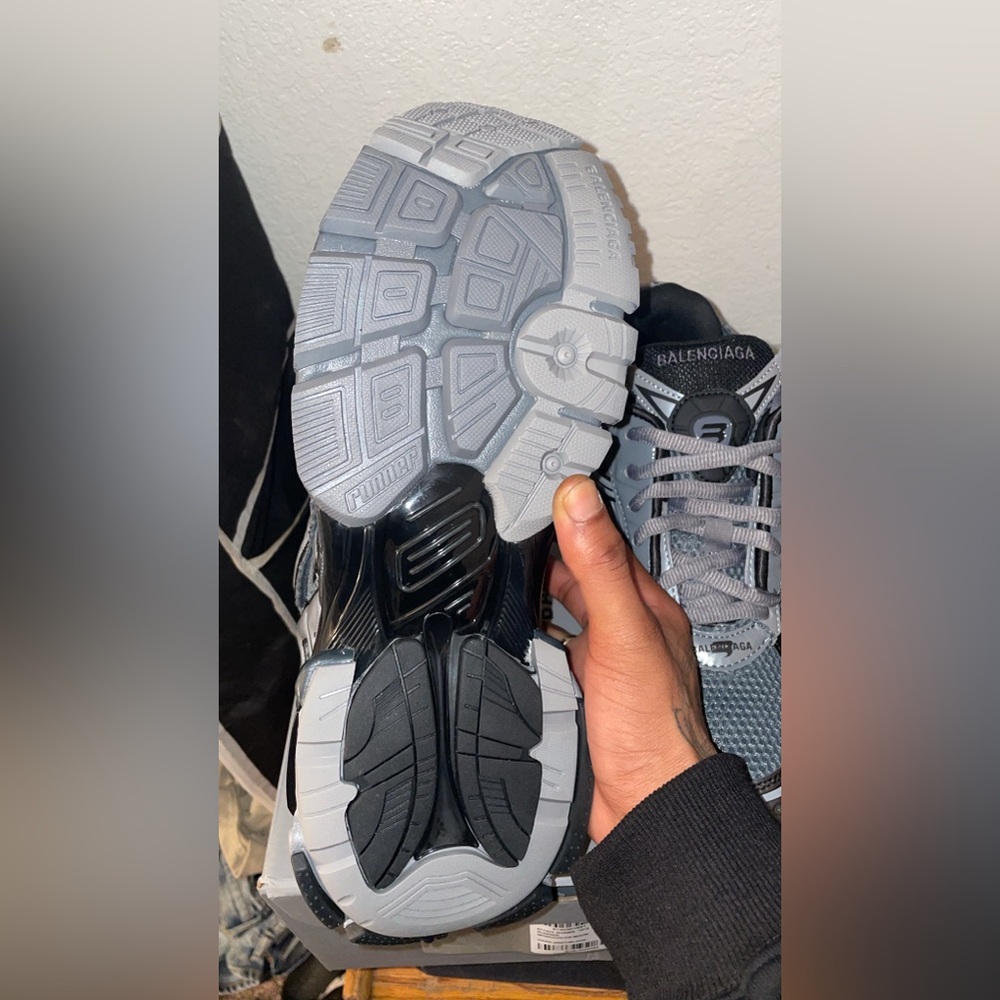 Balenciaga runners